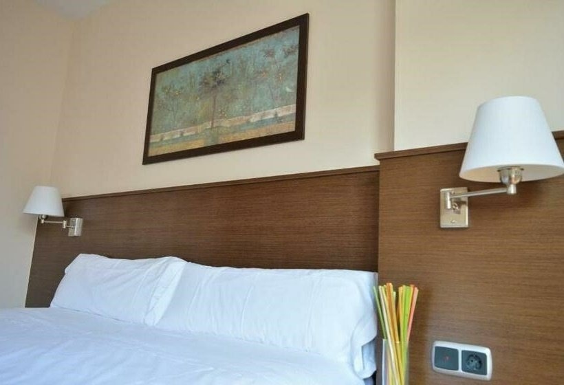 Prodej tříhvězdičkového hotelu, Praha 4 — fotografie 3