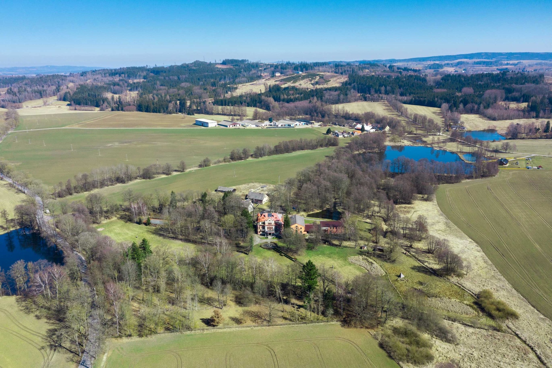 Letohrádek sv. Vojtěcha, 3 200 m2 s pozemkem 72 064 m2 — fotografie 23