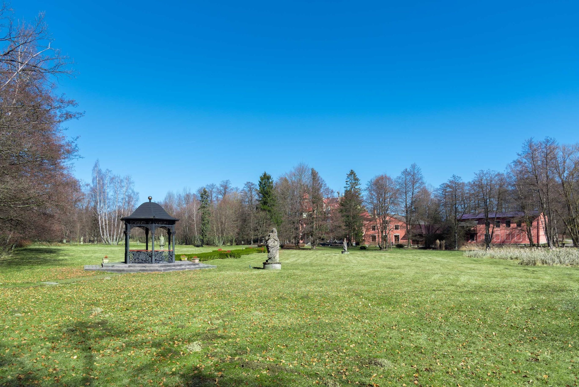 Letohrádek sv. Vojtěcha, 3 200 m2 s pozemkem 72 064 m2 — fotografie 16