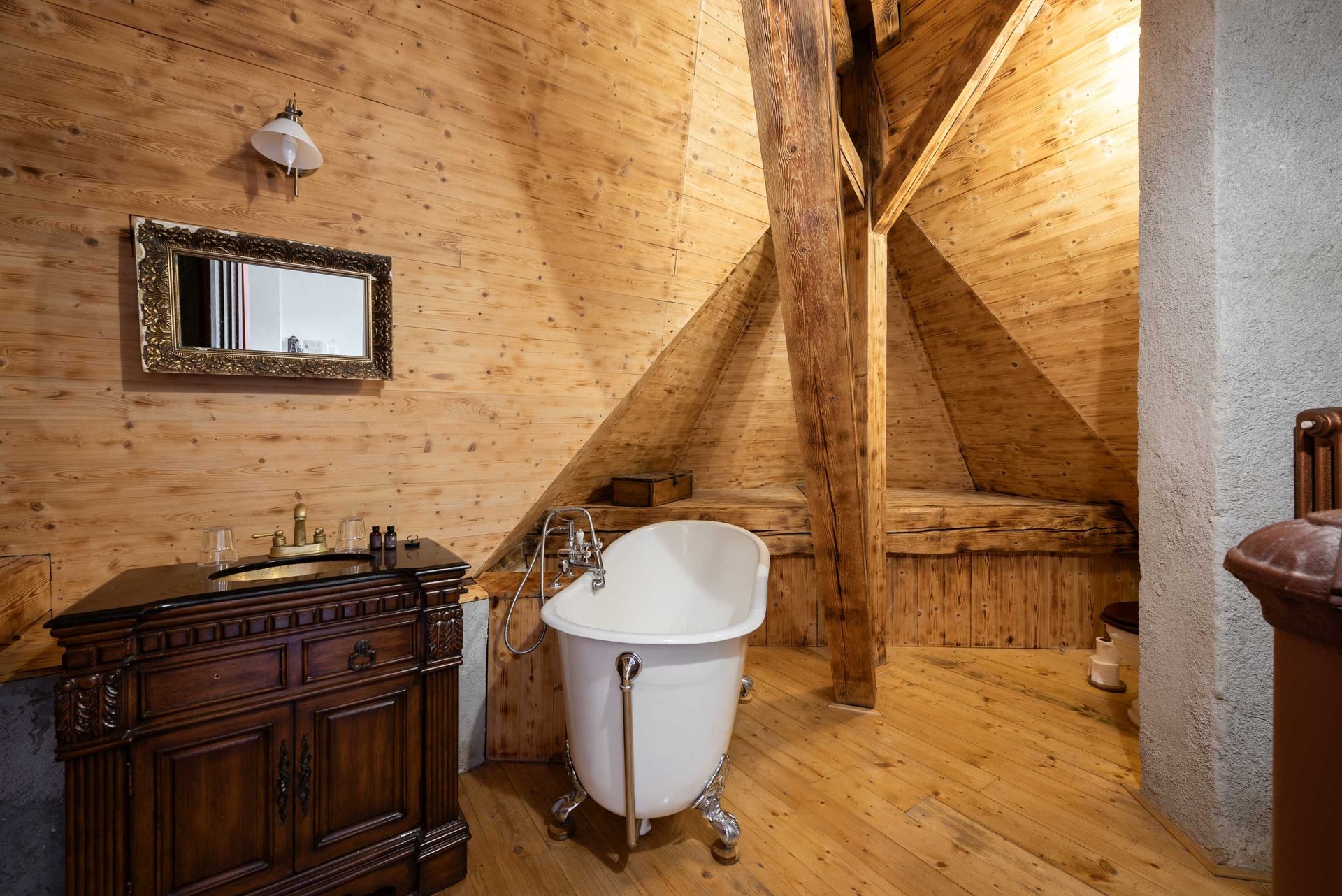 Letohrádek sv. Vojtěcha, 3 200 m2 s pozemkem 72 064 m2 — fotografie 10