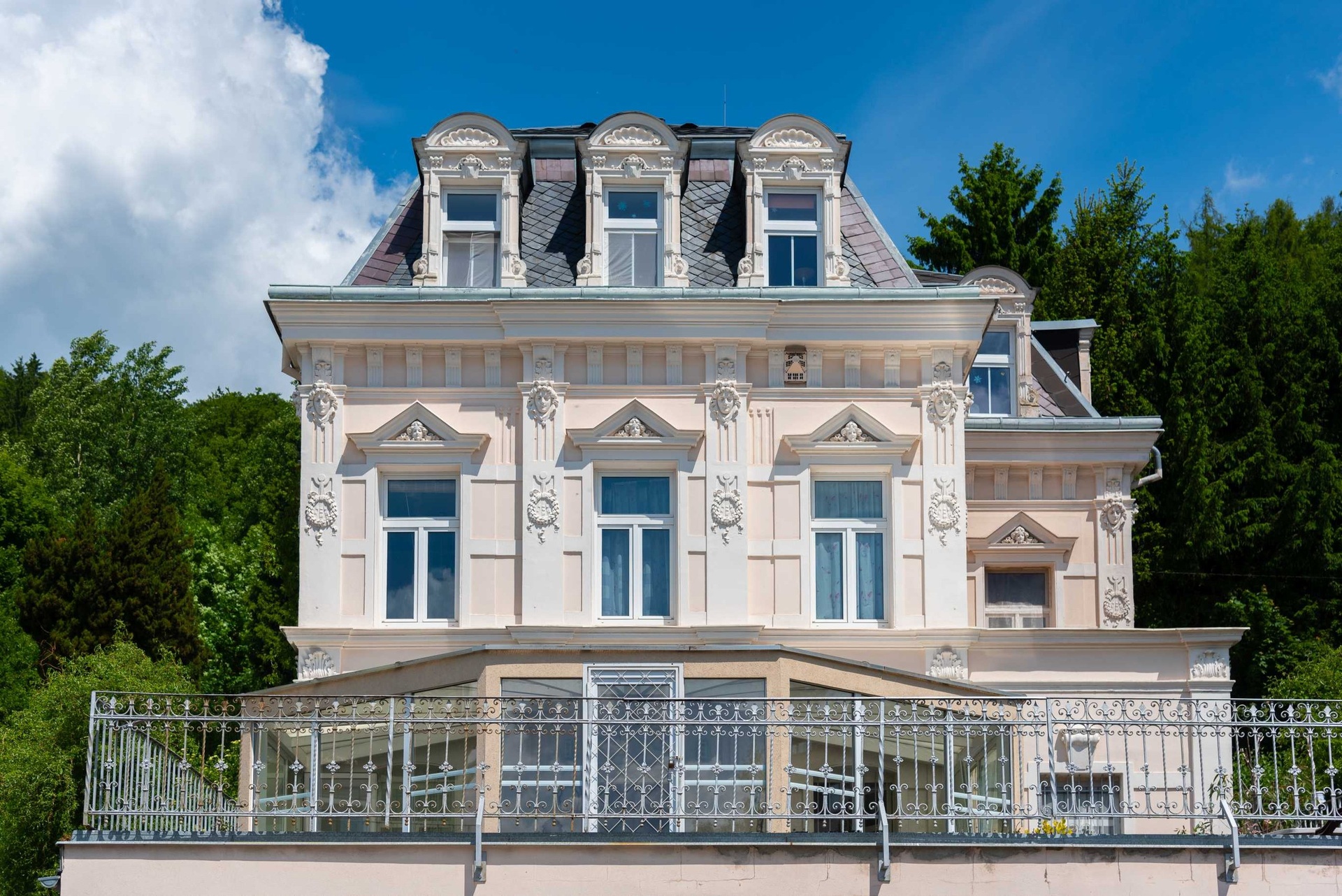 Prodej prvorepublikové vily, Karlovy Vary — fotografie 11