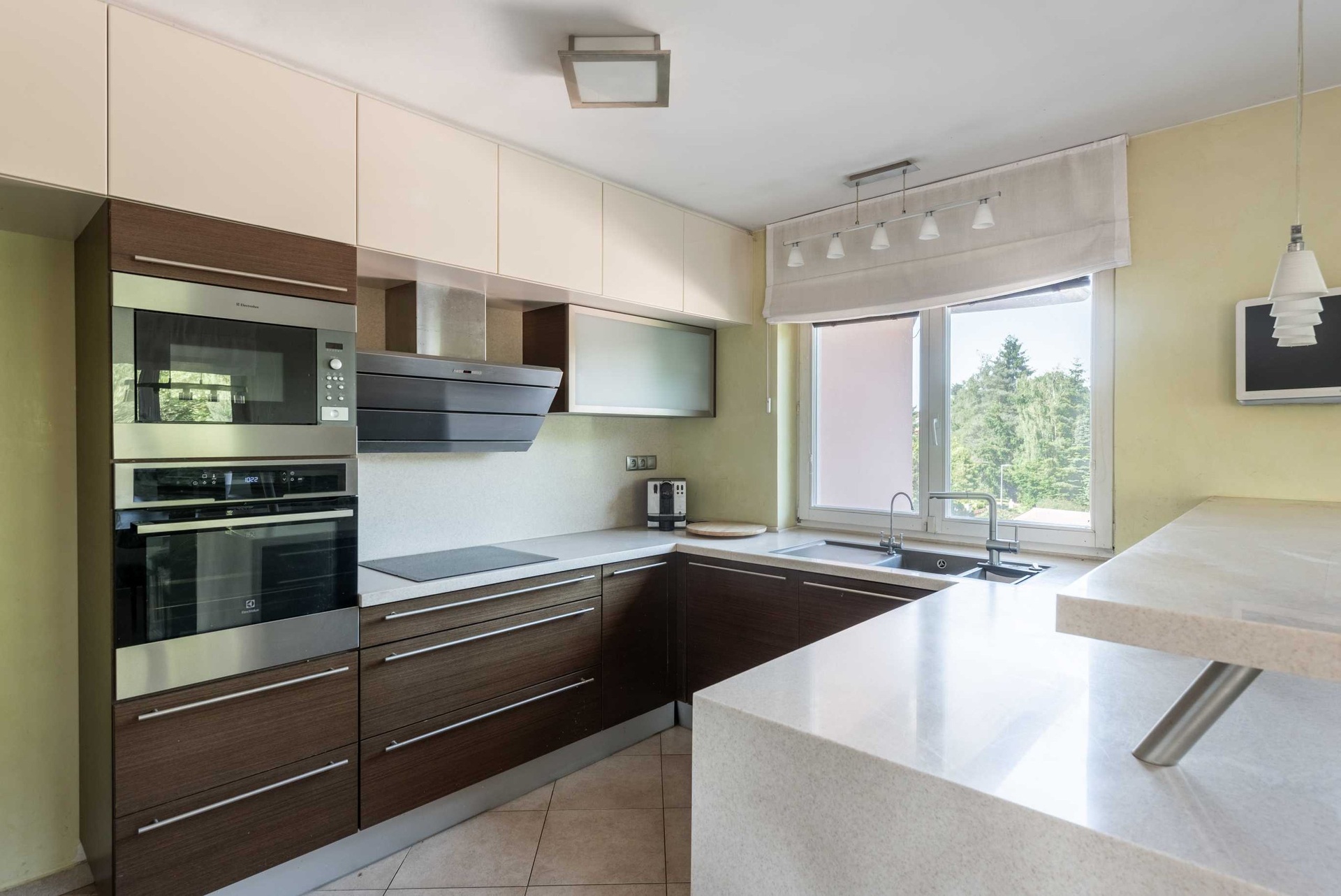 Prodej rodinného domu s rozsáhlým pozemkem, 658 m², Libeř — fotografie 5