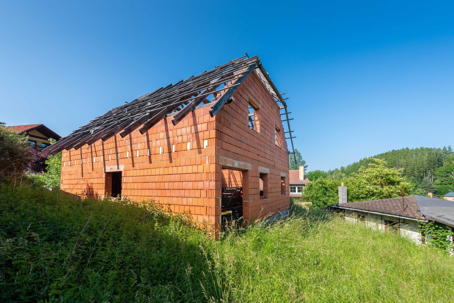 Prodej rodinného domu s rozsáhlým pozemkem, 658 m², Libeř — fotografie 17