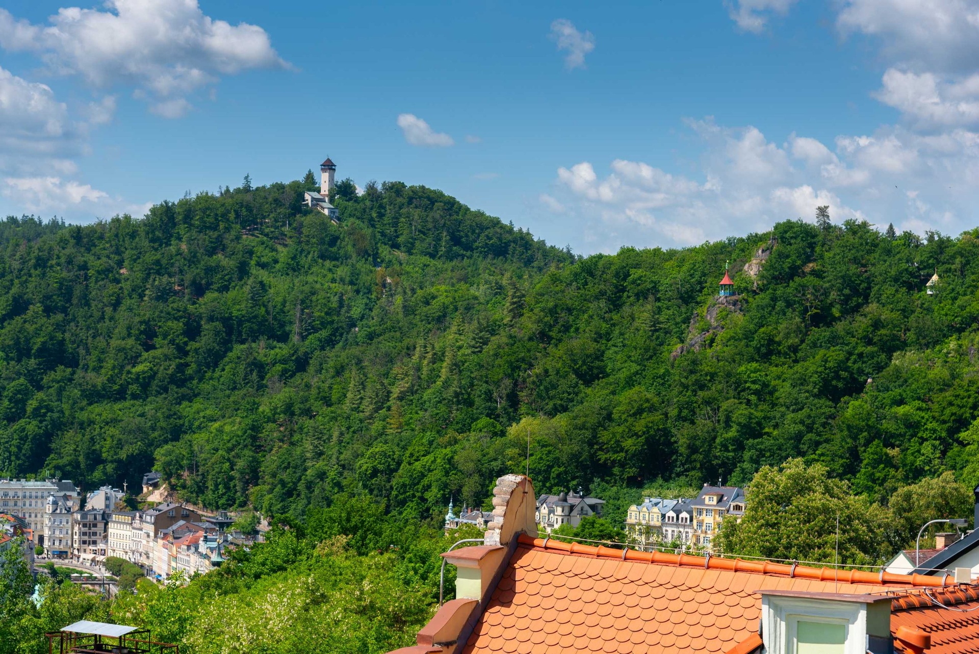 Prodej vily s víceúčelovým využitím, 701 m², Karlovy Vary — fotografie 14