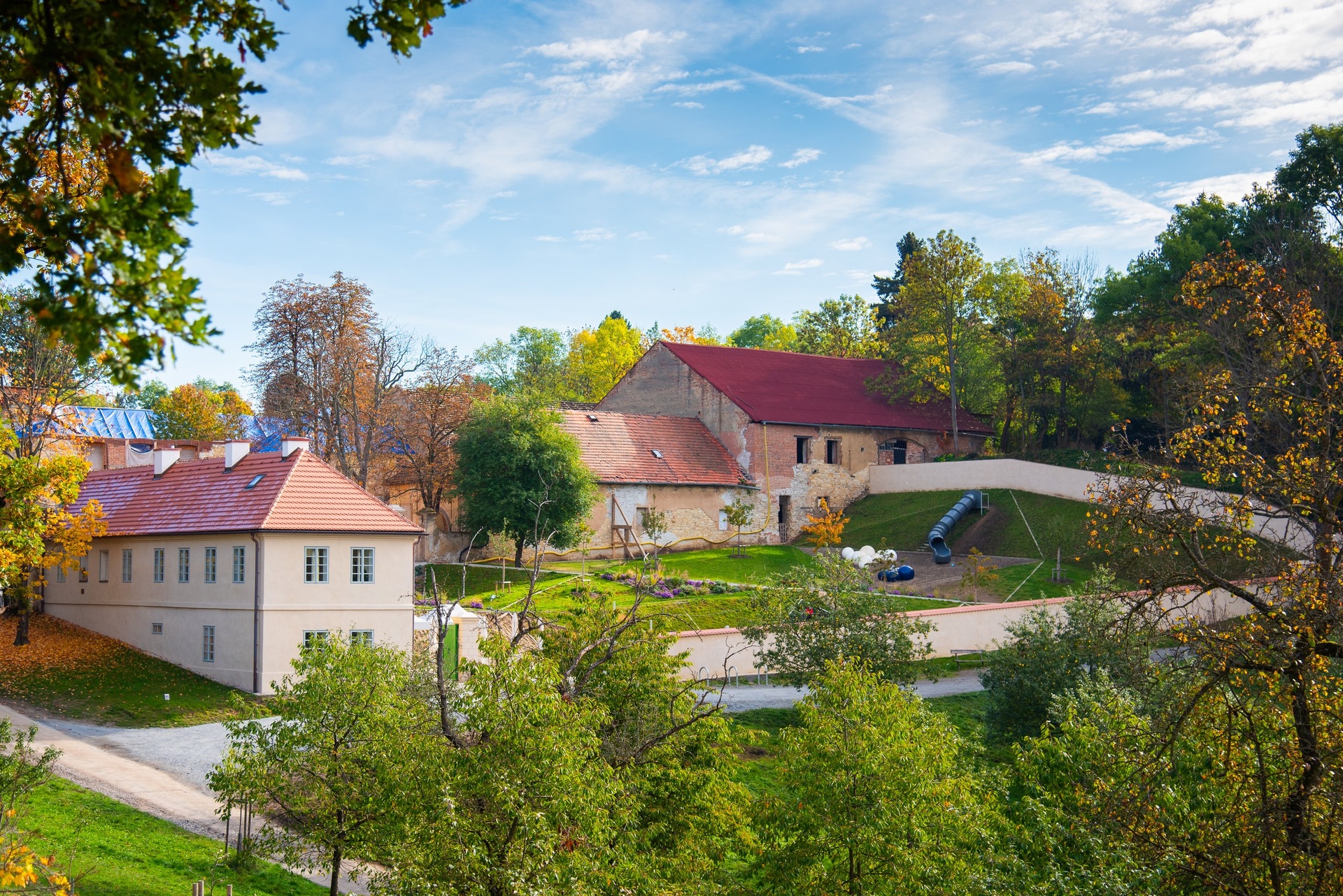 Prodej exkluzivního pozemku se stavebním povolením, 1 429 m², Praha 5 - Košíře — fotografie 16