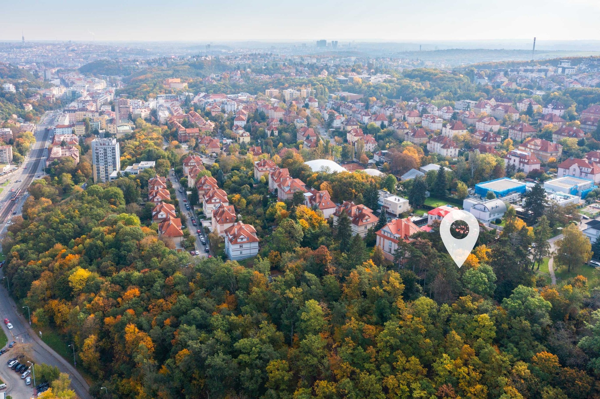Prodej exkluzivního pozemku se stavebním povolením, 1 429 m², Praha 5 - Košíře — fotografie 2