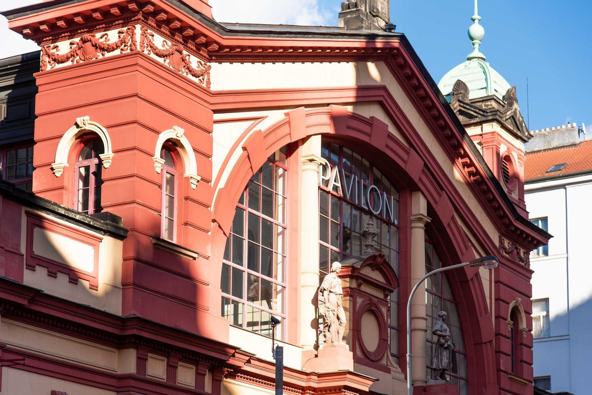 Prodej činžovního domu 1 650 m², Praha - Vinohrady — fotografie 7