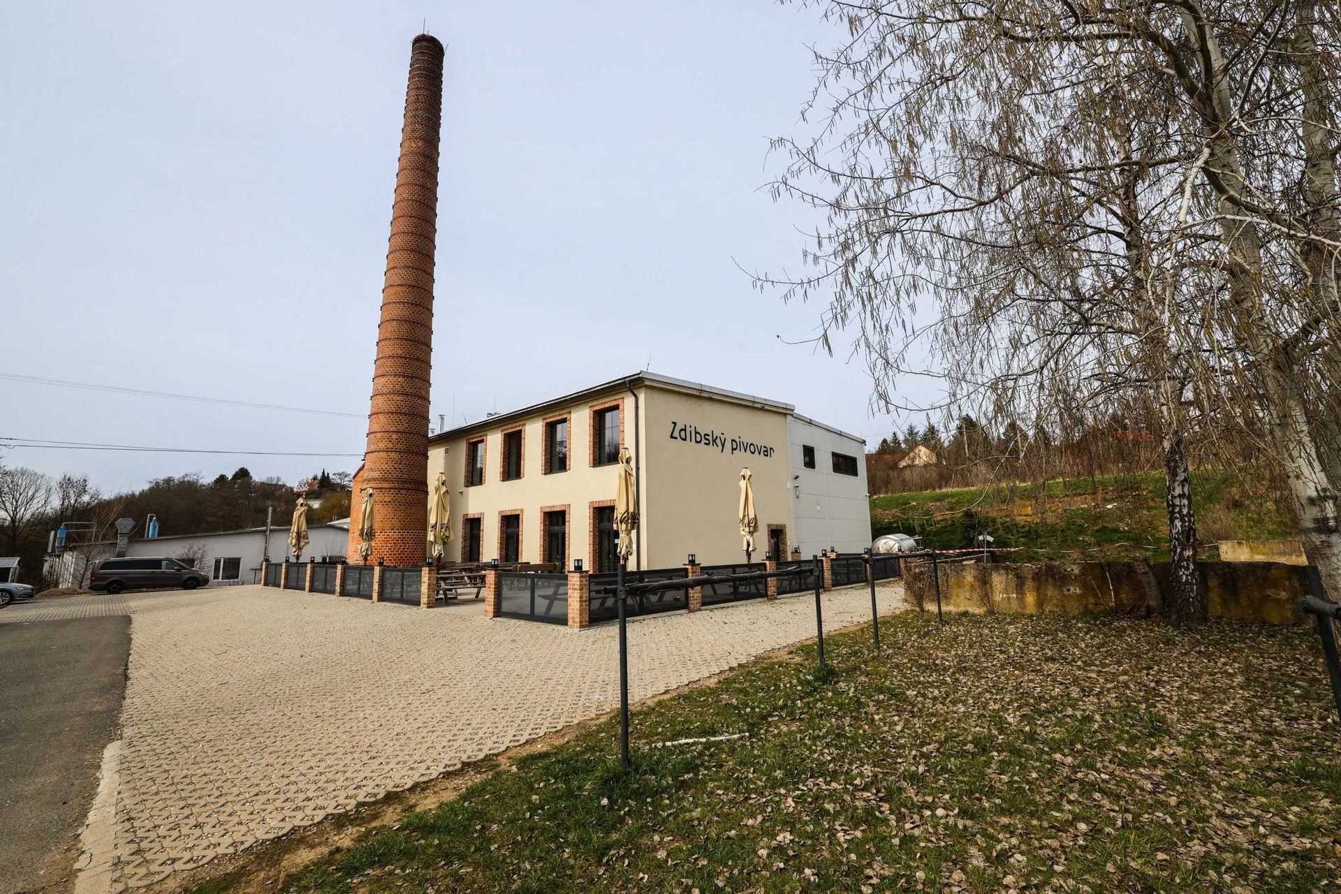 Prodej stavebního pozemku se stavebním povolením, 1 211 m², Zdiby — fotografie 9