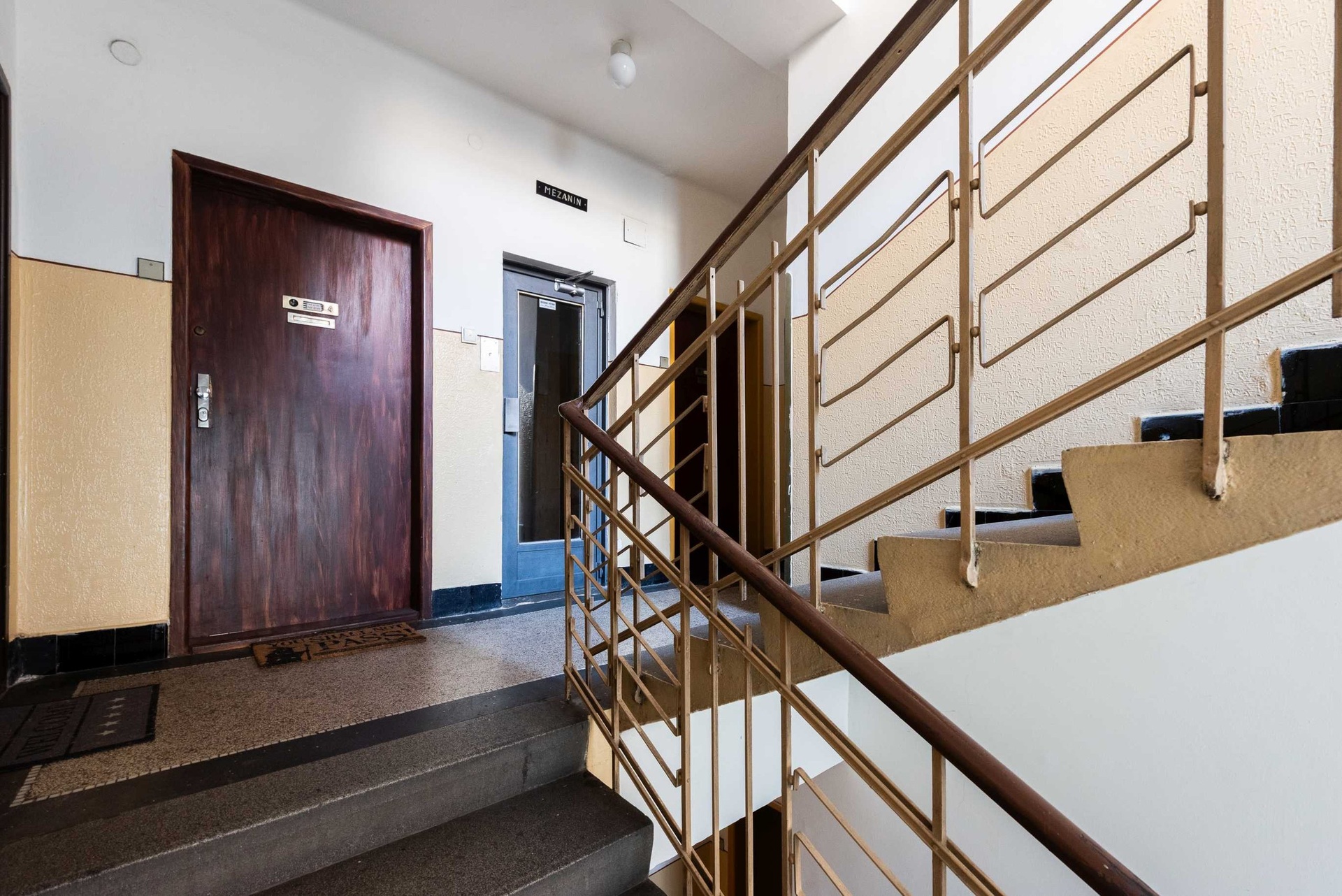 Prodej zrekonstruovaného bytu 1+1, 35 m², Praha 5 - Smíchov — fotografie 8