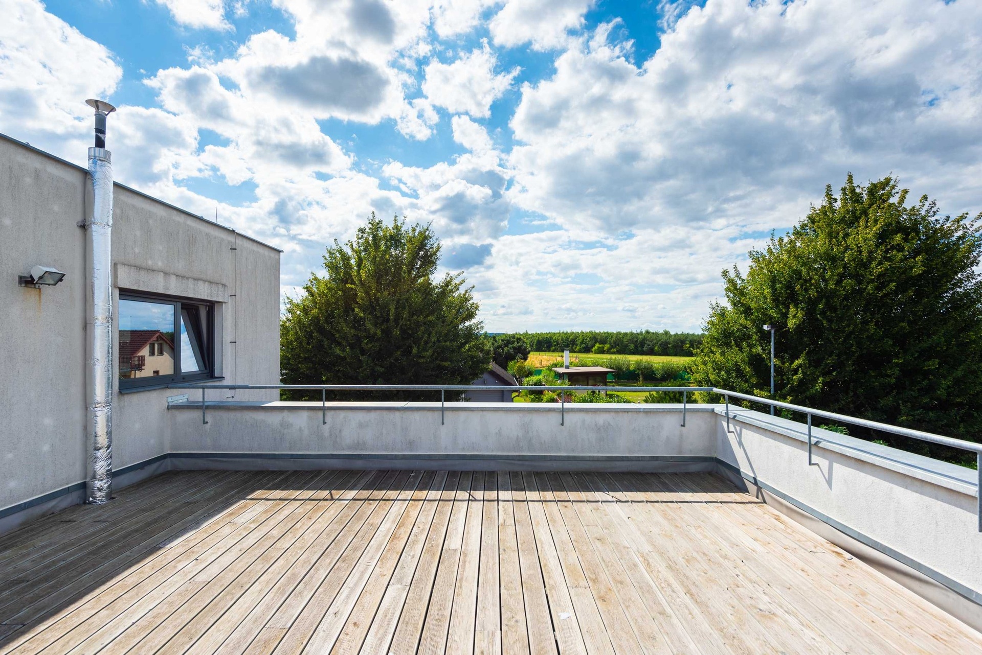 Pronájem moderního rodinného domu, 392 m², Praha 19 - Kbely — fotografie 14