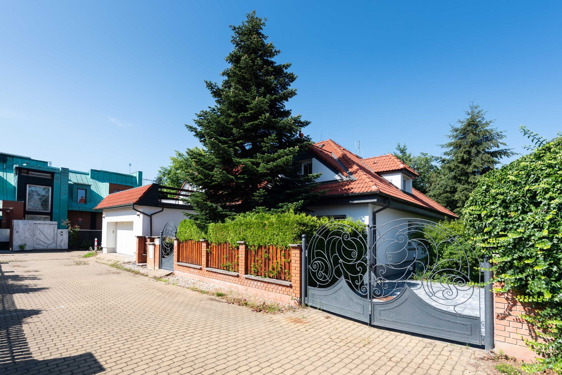 Prodej rodinného domu 6+1, 275 m², Praha 4 - Točná — fotografie 18