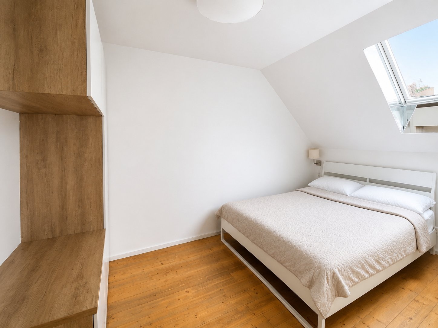 Prodej výjimečného bytu 1+kk, 17 m², Praha 5 - Smíchov — fotografie 1