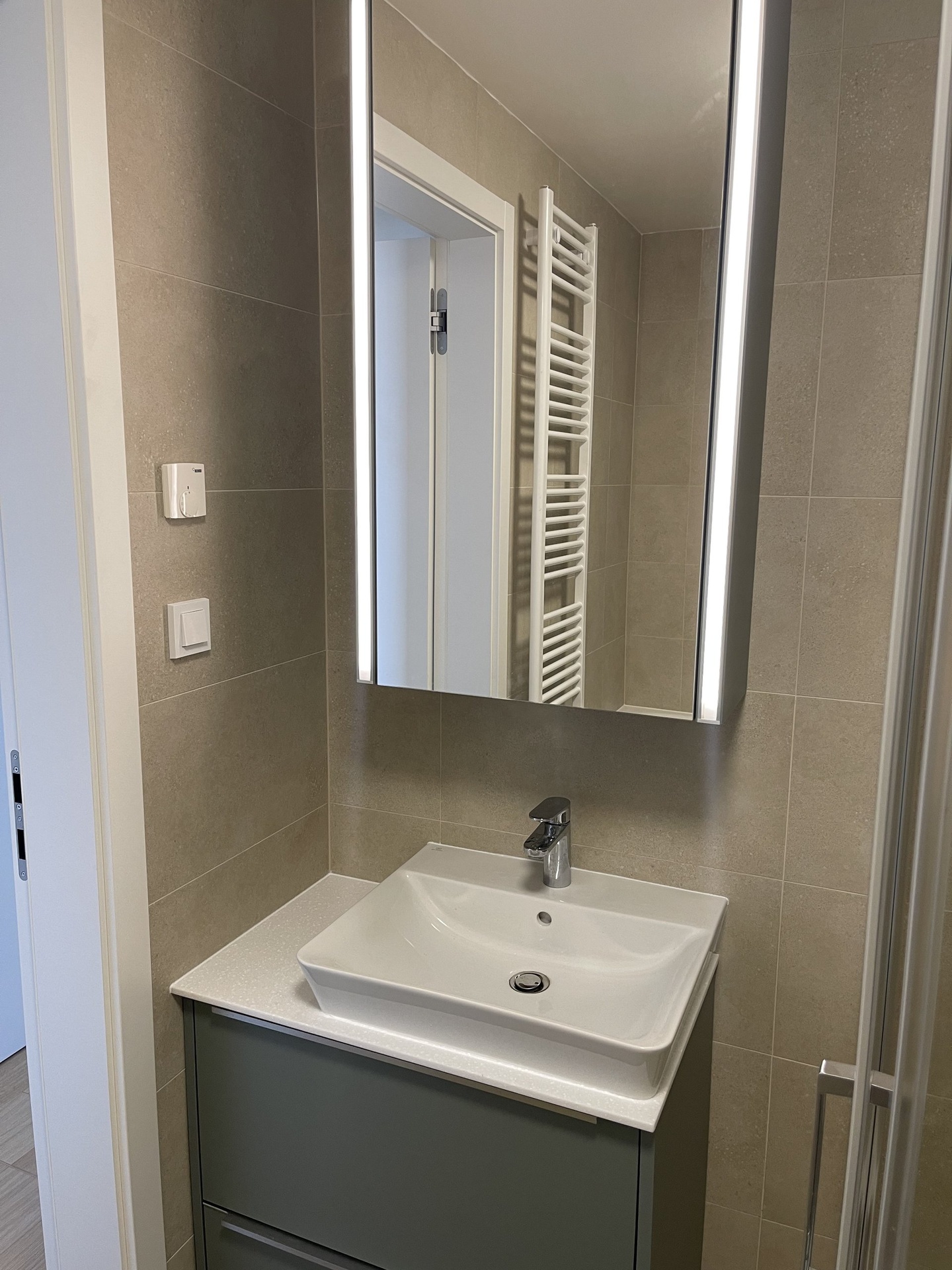 Prodej světlého bytu 3+kk, 75 m², Praha 9 - Hrdlořezy — fotografie 10