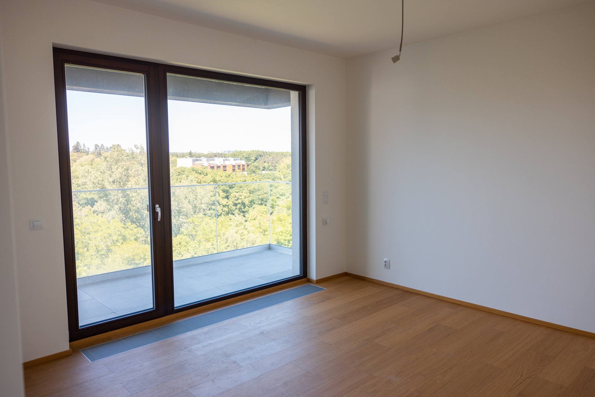 Prodej prostorného bytu 3+kk, 106 m², Praha 9 - Hrdlořezy — fotografie 1