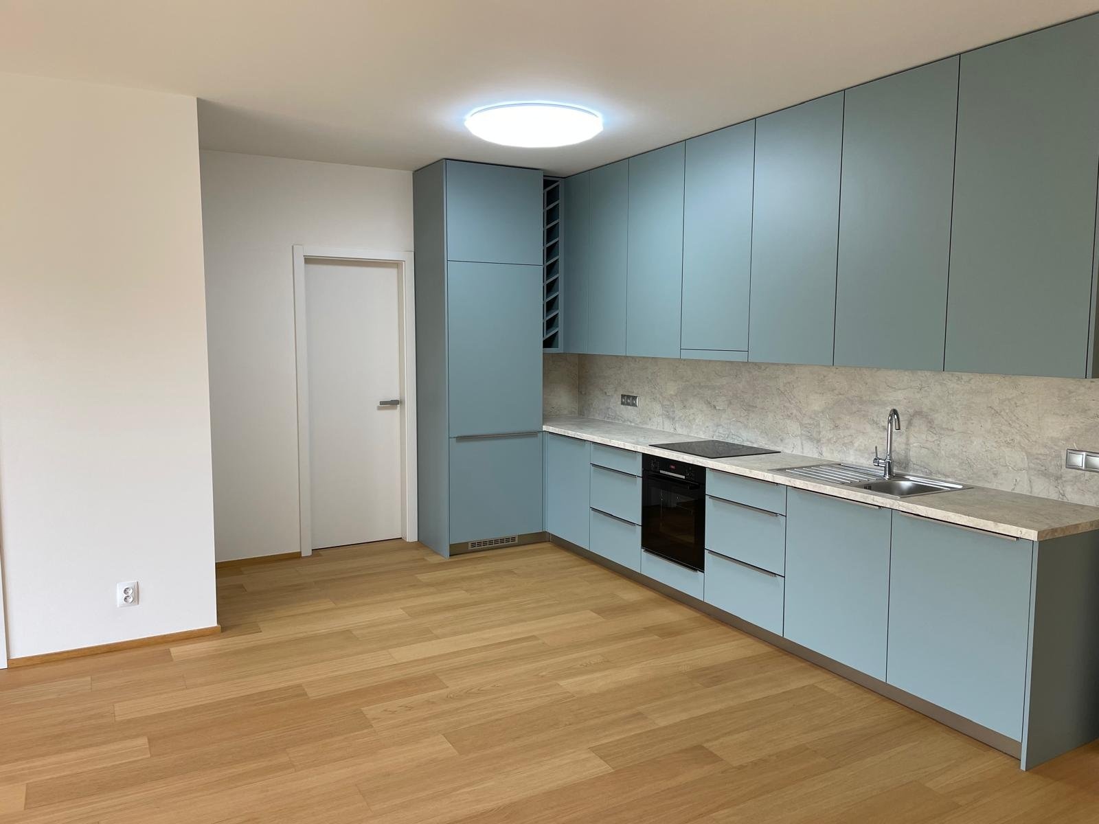 Prodej výjimečného bytu 4+kk,131 m², Praha 9 - Hrdlořezy — fotografie 7