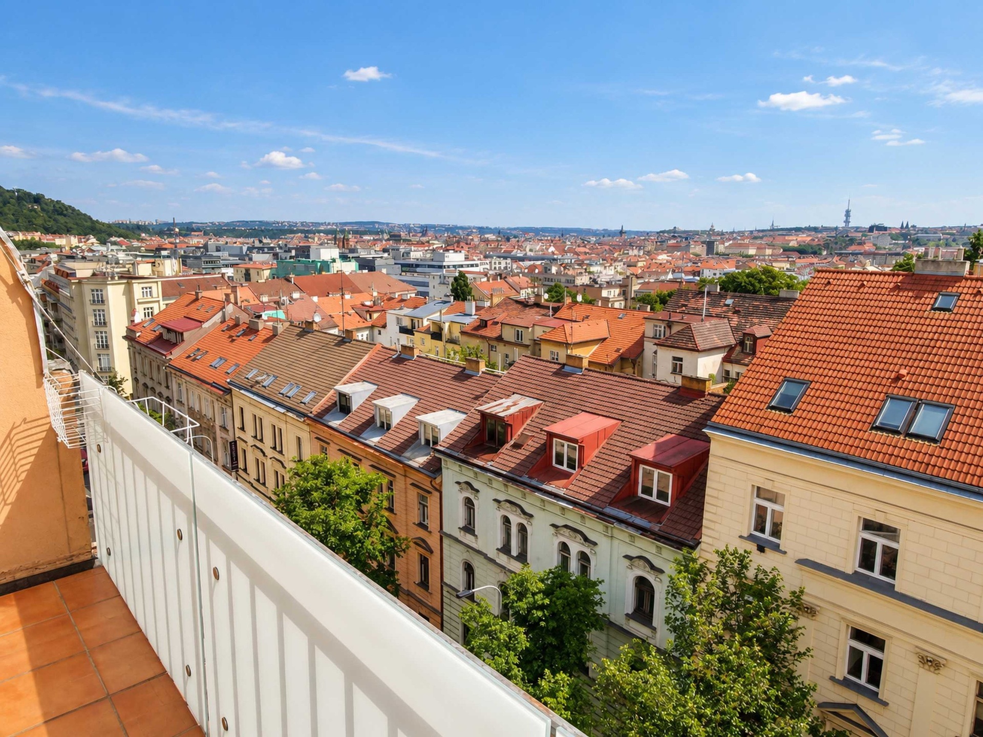 Pronájem bytu 2+kk s terasou, 49 m², Praha 5 - Smíchov — fotografie 3
