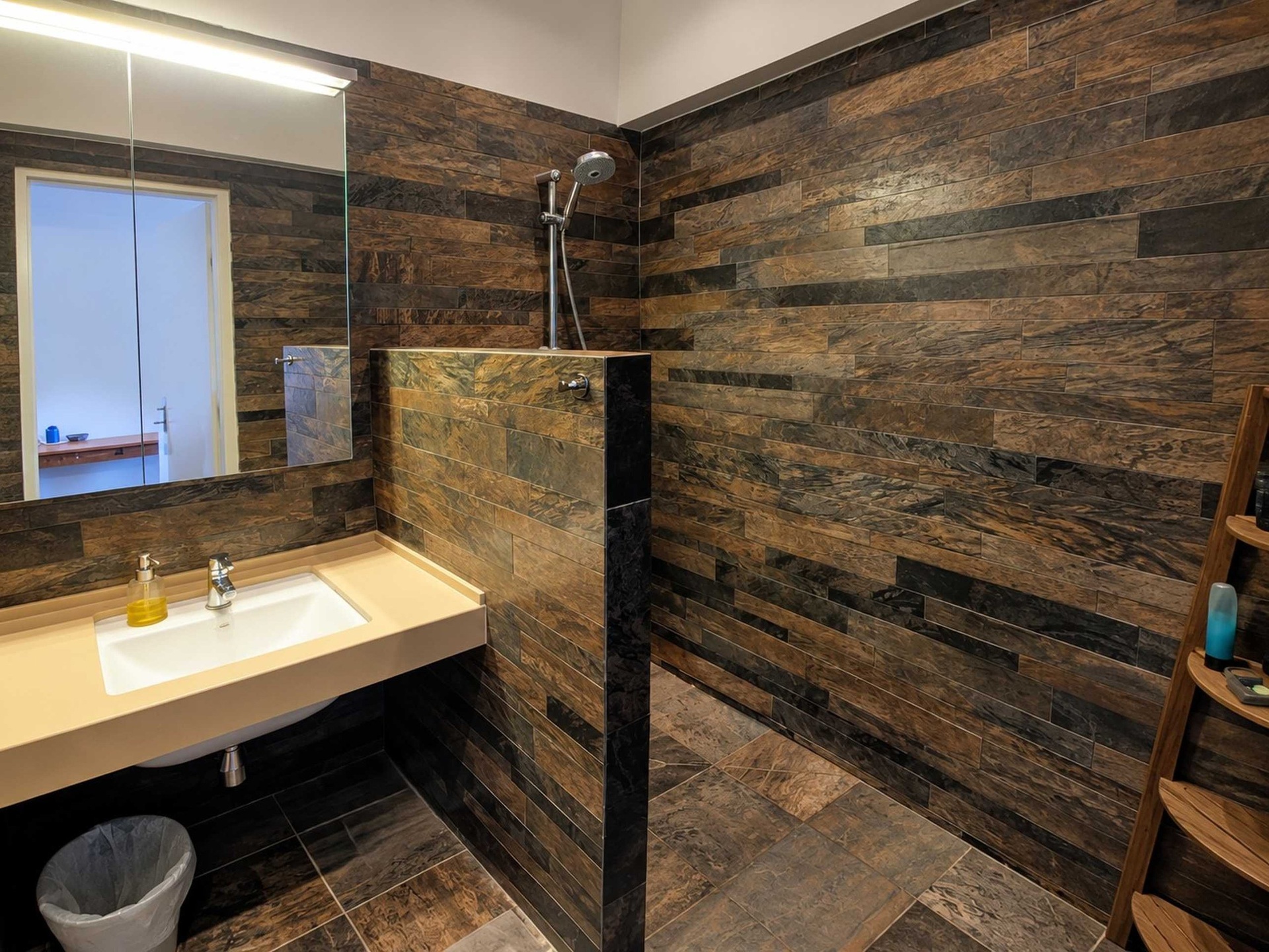 Pronájem bytu 2+kk s terasou, 49 m², Praha 5 - Smíchov — fotografie 7